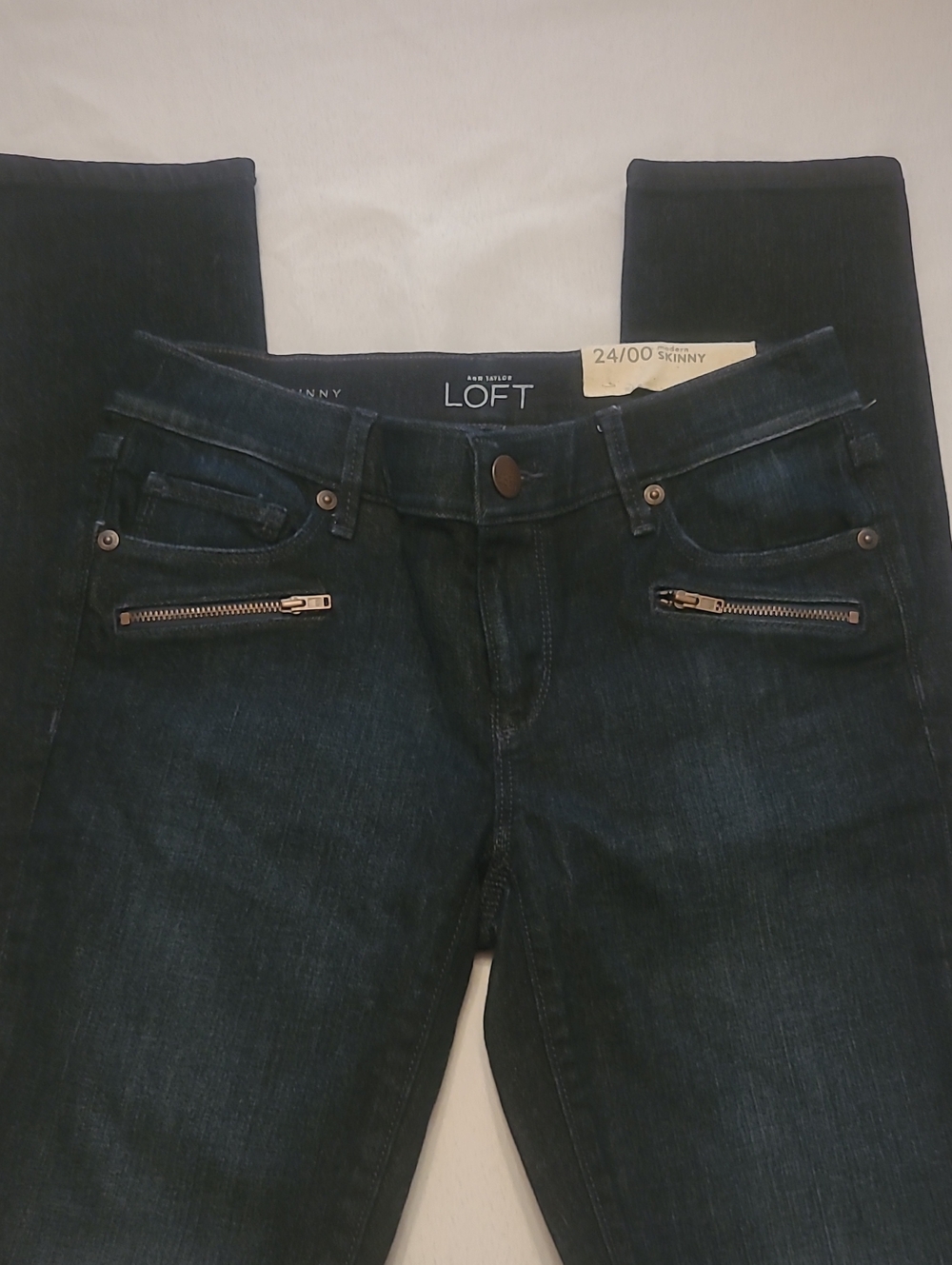 ANN TAYLOR LOFT Dark Denim Jeans. NWT!